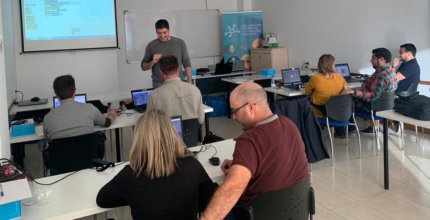 El COGITTRM comprometido con la formación basada en Arduino