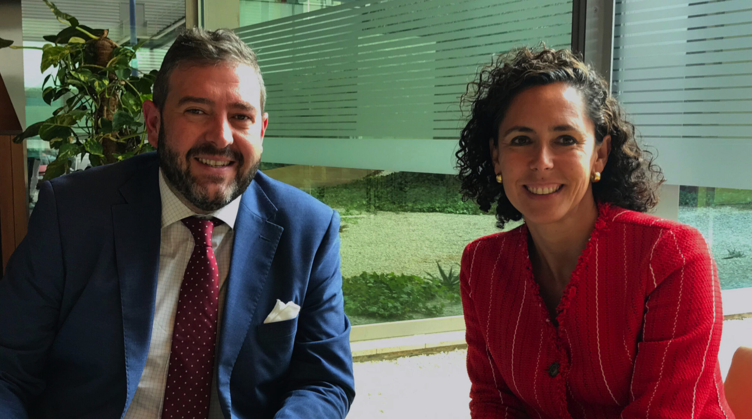 Reunión del Decano del COITTA y La Directora General de Economía Digital e Innovación