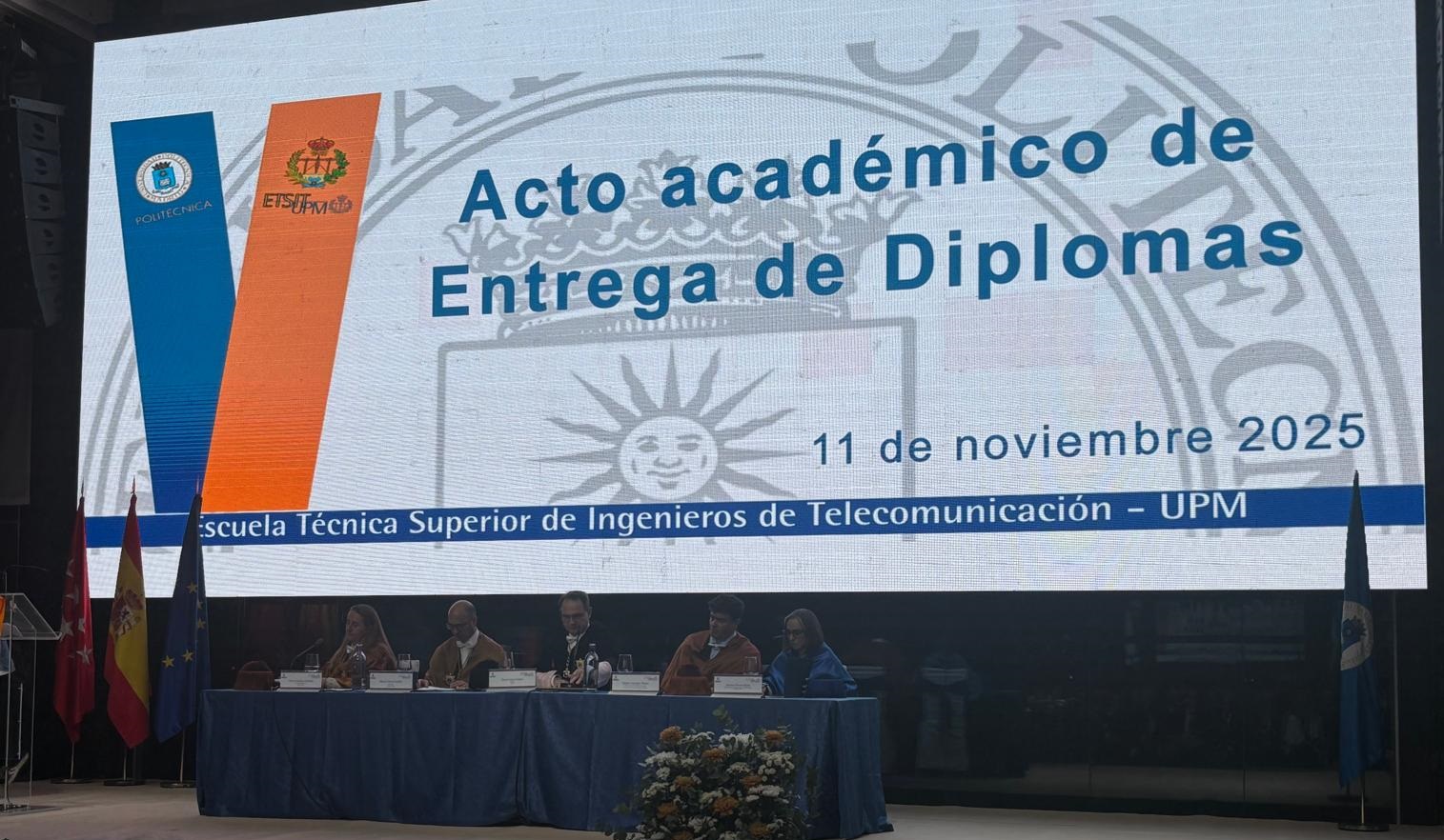 La ETSIT-UPM celebra su Acto de Entrega de Diplomas reconociendo la excelencia de sus nuevos titulados