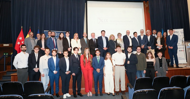 Ciberseguridad, IA aplicada a la salud, robots autónomos y agricultura inteligente, protagonistas de los mejores TFG de Telecomunicaciones de 2025