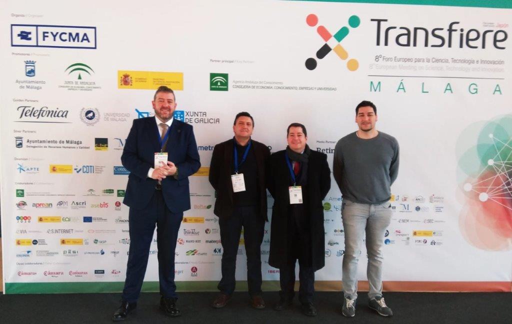 EL DECANO DEL COITTA PRESENTE EN EL FORO TRANSFIERE